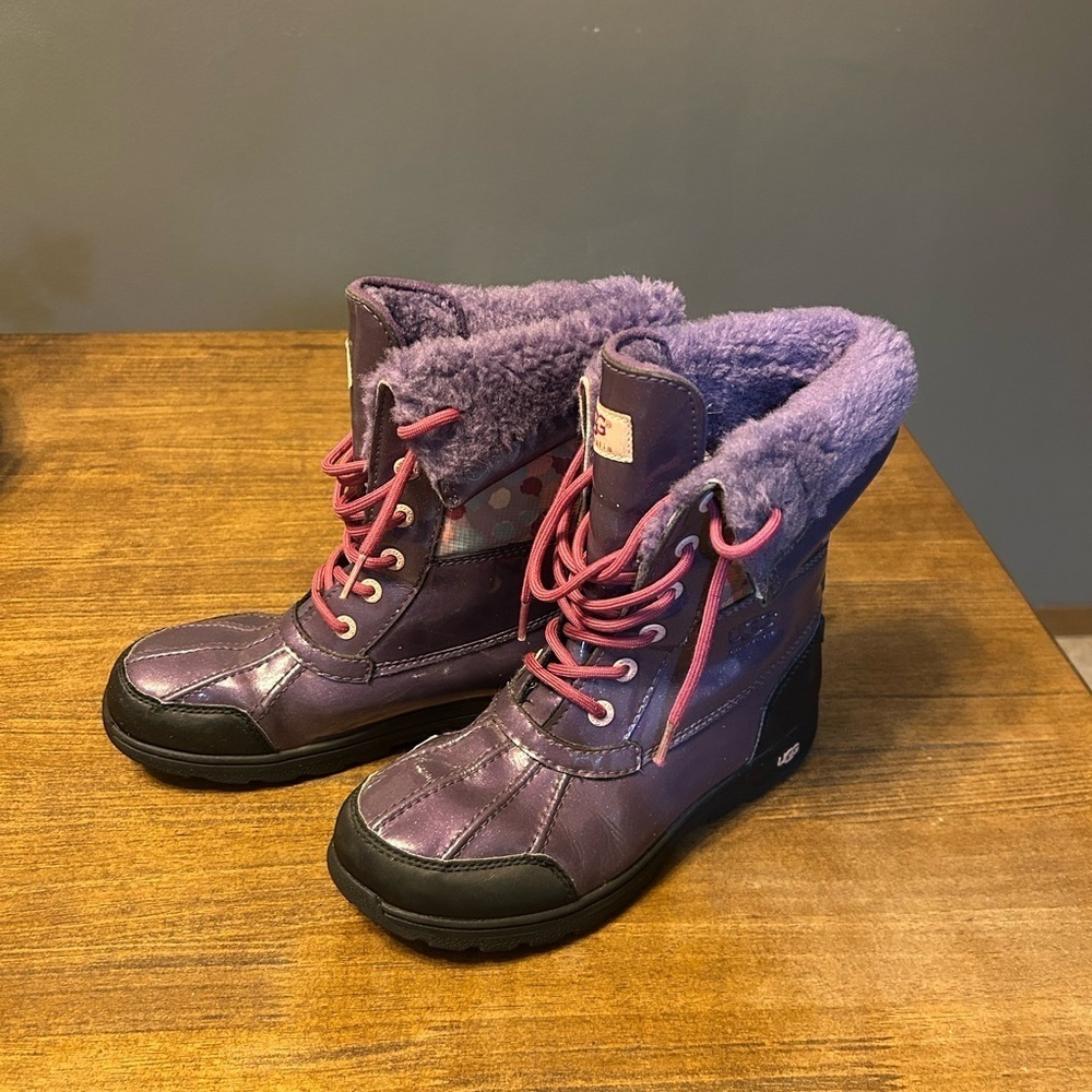 UGG Australia Girl’s Purple Rubber Sole Winter Boots Waterproof Girls 5